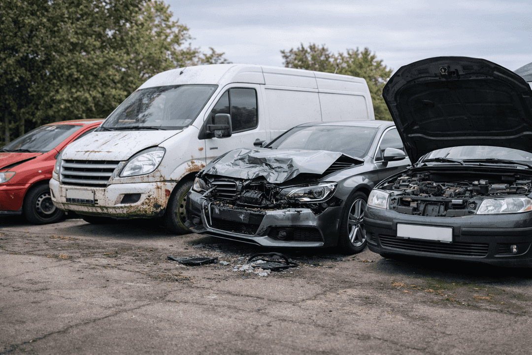 Welche Fahrzeuge ? die Autoverwertung in Münster übernimmt – Teileträger bis Motorschaden